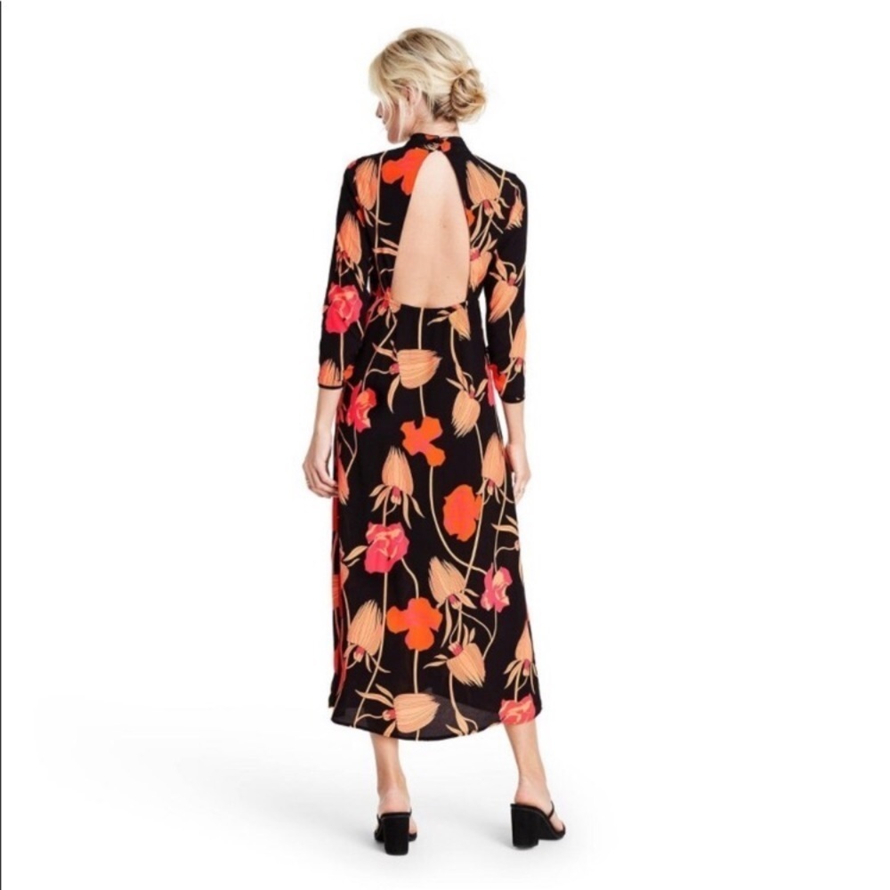 RIXO Target Floral Open Back Cascade Ruffle Dress - Picture 4 of 8
